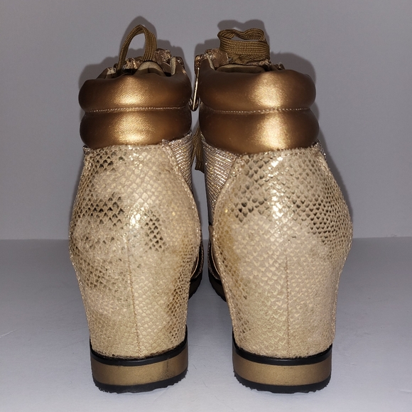 Gold Metalic Snake print wedge sneaker - Picture 2 of 6